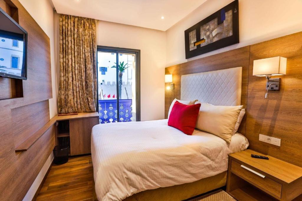 Hotel Mechouar Plaza Есувейра Екстериор снимка