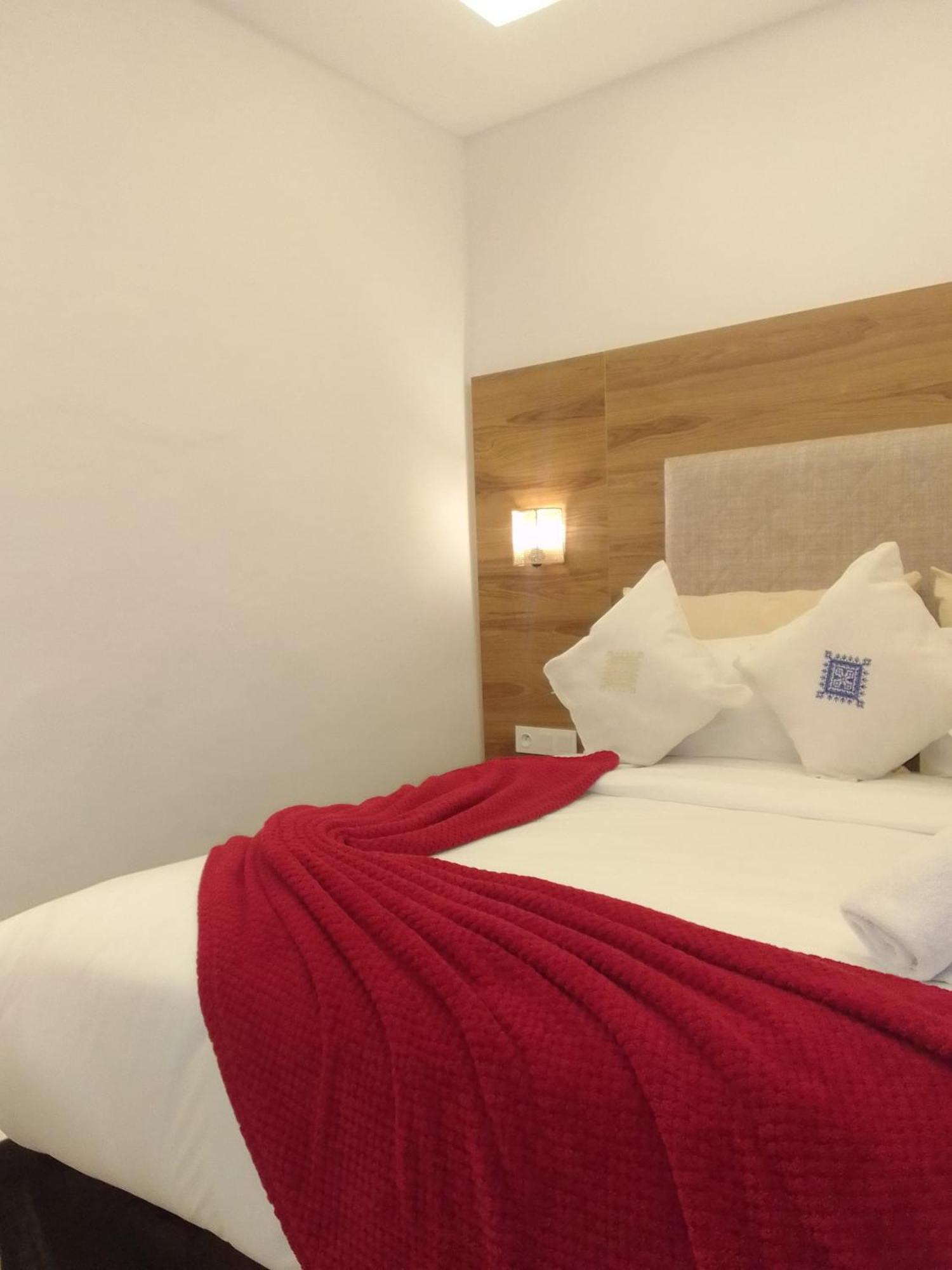Hotel Mechouar Plaza Есувейра Екстериор снимка