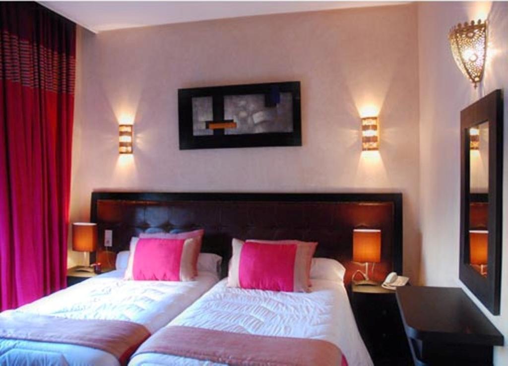 Hotel Mechouar Plaza Есувейра Екстериор снимка