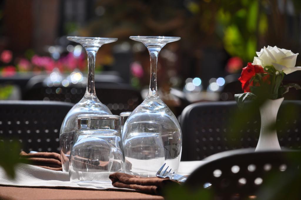 Hotel Mechouar Plaza Есувейра Екстериор снимка